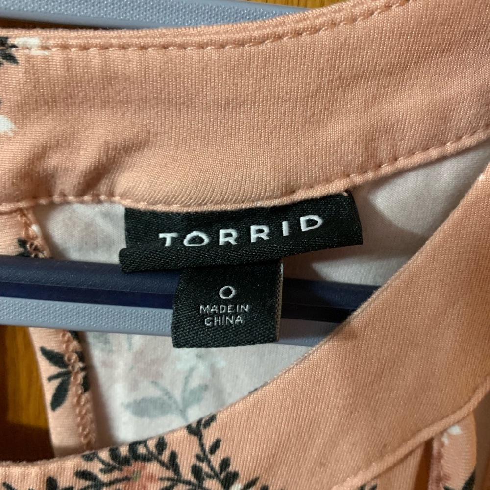 Torrid Tank Top - Picture 3 of 3